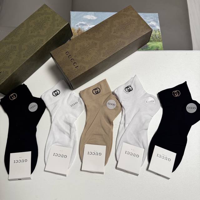 Special Gucci Gucci G home new women's socks, a box of five pairs of lightweigh