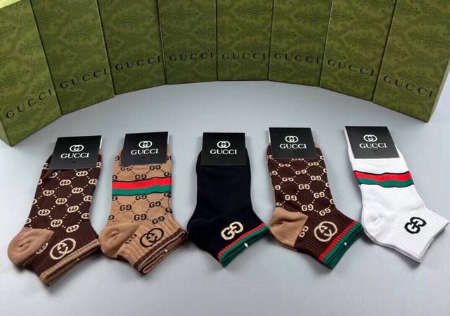 Special Gucci Gucci G new socks, one box of five pairs of jacquard classic logo,