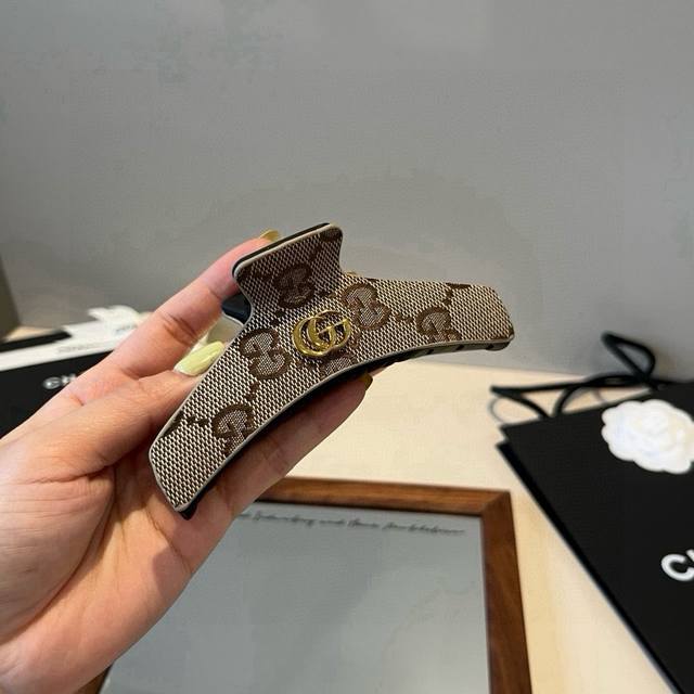 Gucci new hairpin