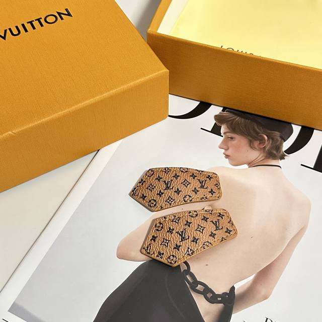 Special pair with full packaging Lv Louis Vuitton's best-selling new model this