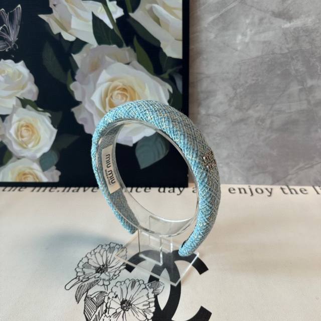 Special counter packaging Miumiu Miu Miu's latest headband Little fairies hurry