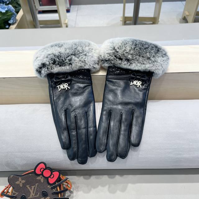 Dior Didr's new autumn and winter lazy rabbit wool sheepskin gloves for mobile p