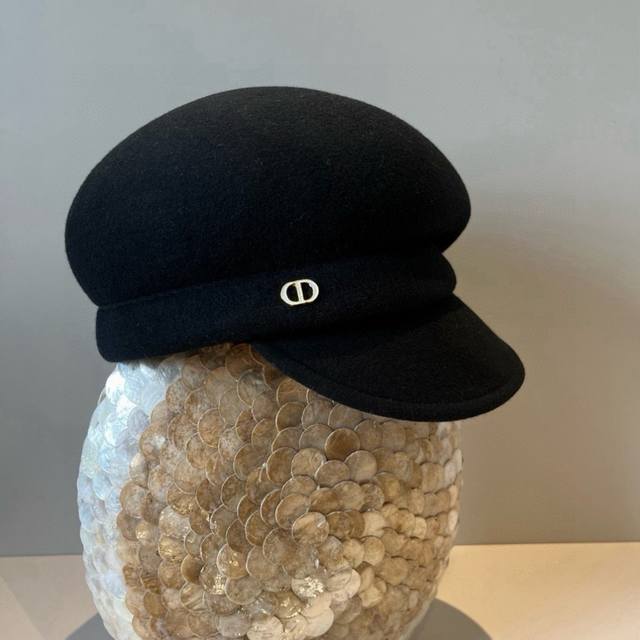 Black Dior Dior autumn and winter new wool duckbill military cap, 100% wool fabr