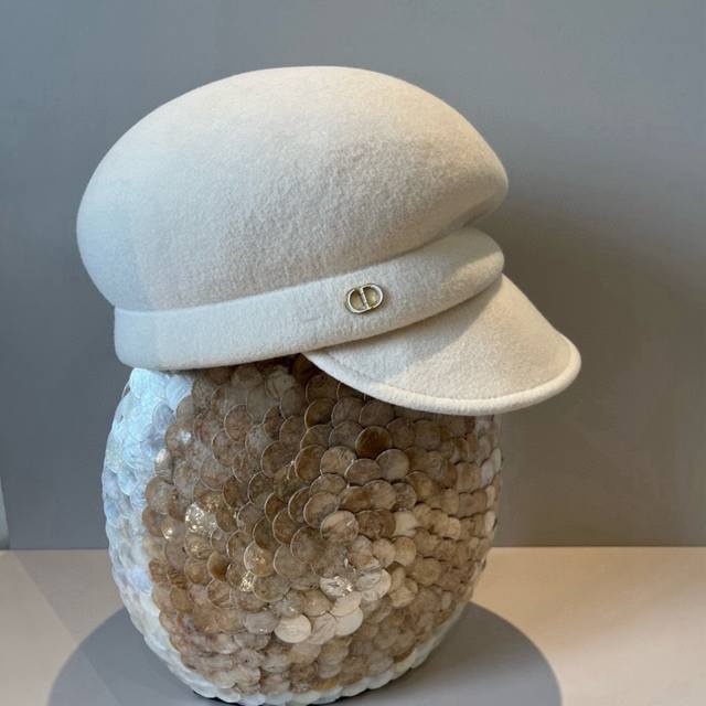 White Dior Dior autumn and winter new wool duckbill military cap, 100% wool fab