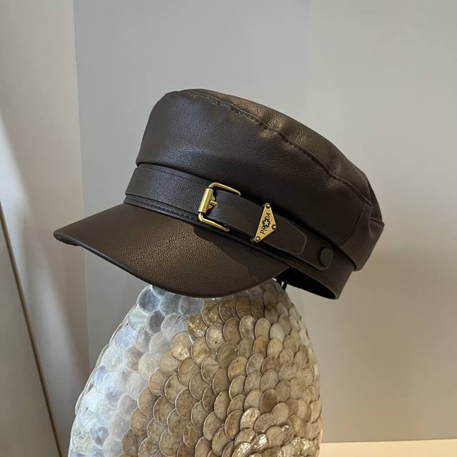 2025 Prada new duckbill painter hat, head circumference 57cm