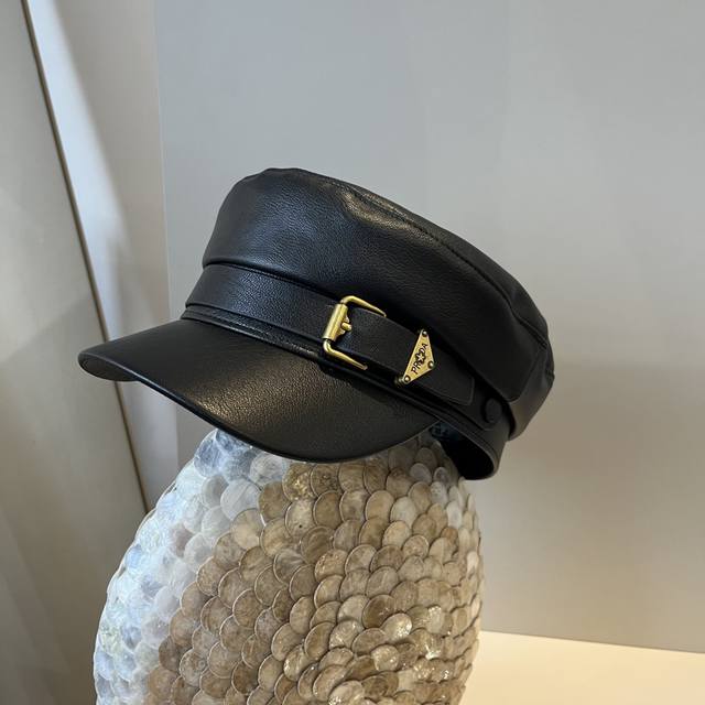 2025 Prada new duckbill painter hat, head circumference 57cm