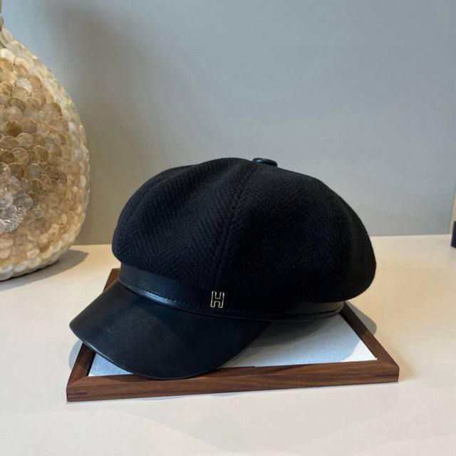 Hermes woolen new duckbill painter hat, head circumference 57cm