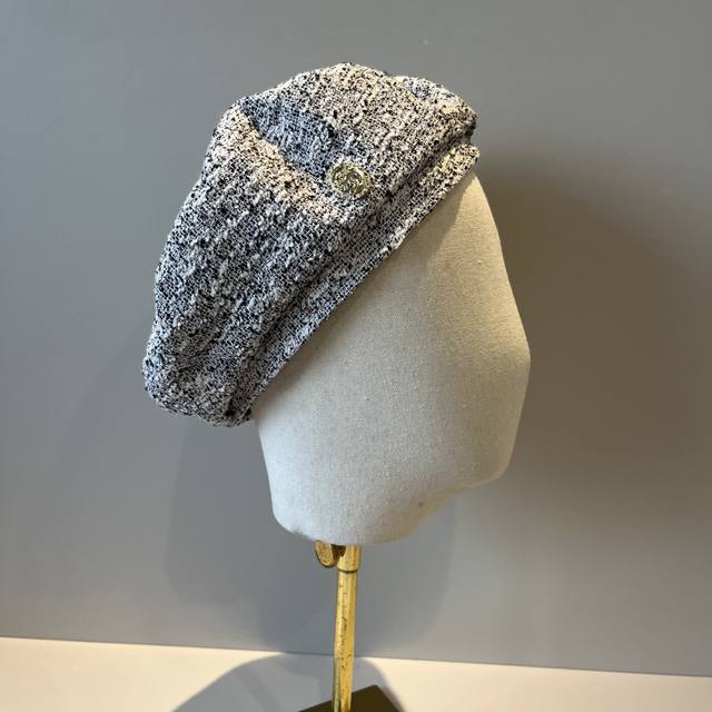 Chanel new duck beret, head circumference 57cm