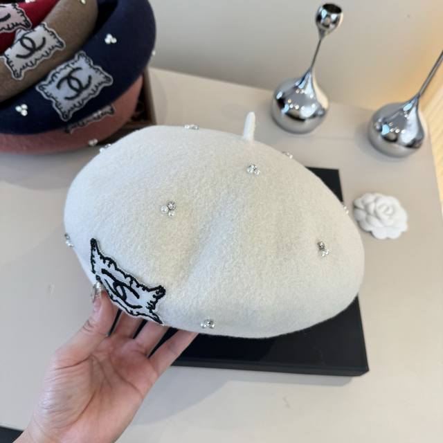 Chanel wool beret, pumpkin hat, 100% wool fabric, head circumference 57cm