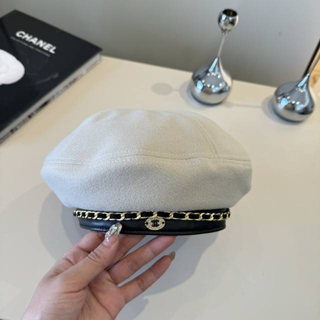 Chanel wool beret, small Chanel style chain beret, head circumference 57Cm