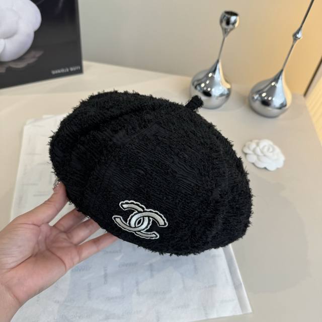 Chanel beret, head circumference 57cm