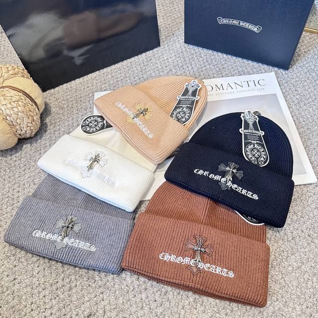Chrome Hearts Autumn and Winter Wool Knitted Beanie This must be a favorite of