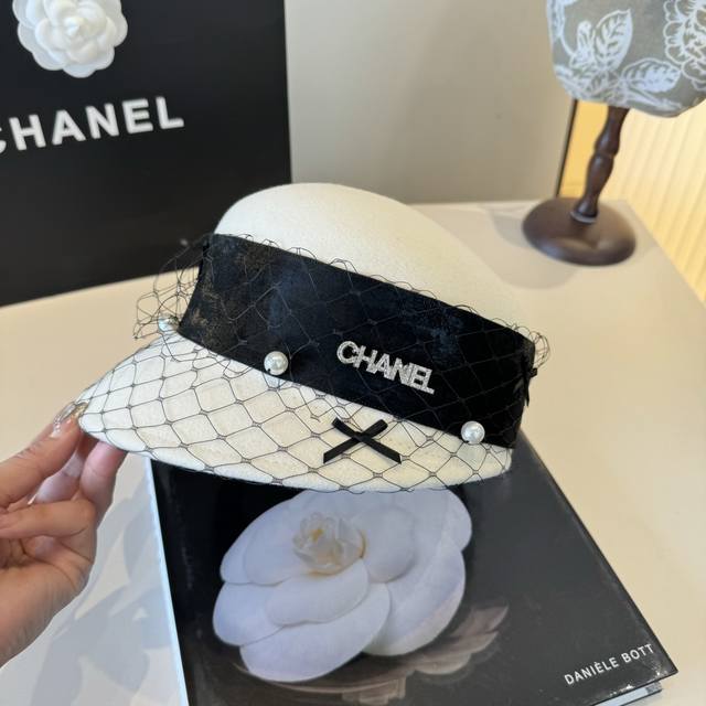 White Chanel mesh wool cap military cap, washed leather brim, 100% wool, head c