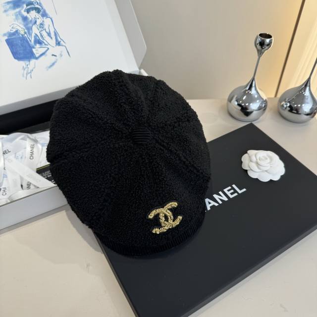 Chanel wool duckbill forward cap, unisex,