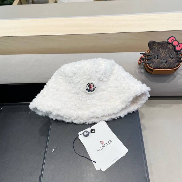 Moncler fisherman hat women's autumn and winter new solid color warm cold wind f