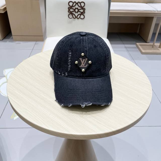 Lv Louis Vuitton new original baseball cap, Lv denim jacquard, counter 1:1 mold