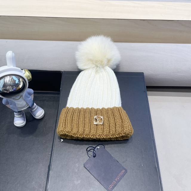 Lv Louis Vuitton Korean version Ins autumn and winter real fox fur ball wool hat