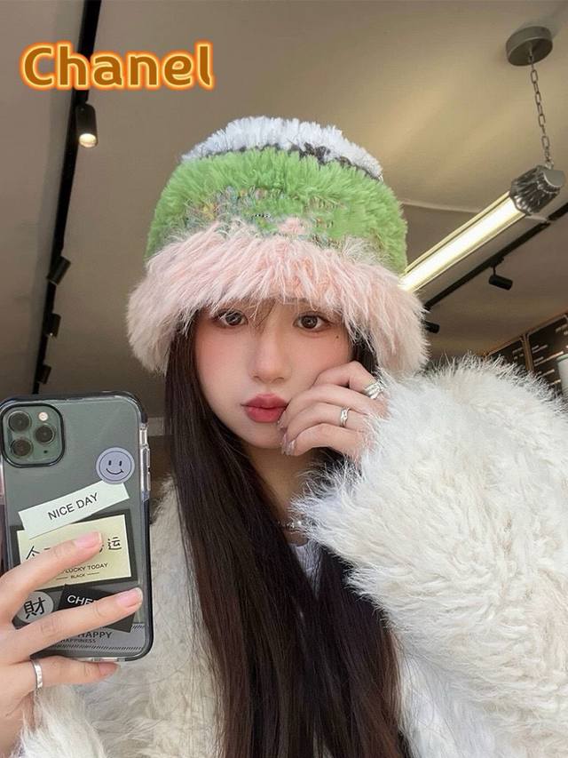 Chanel handmade crochet wool hat for women autumn and winter new style contrast