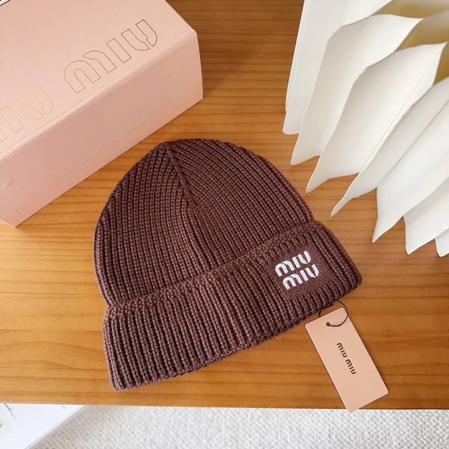 Miumiu's hot-selling knitted hat! New product released on Xiaohongshu, too good,