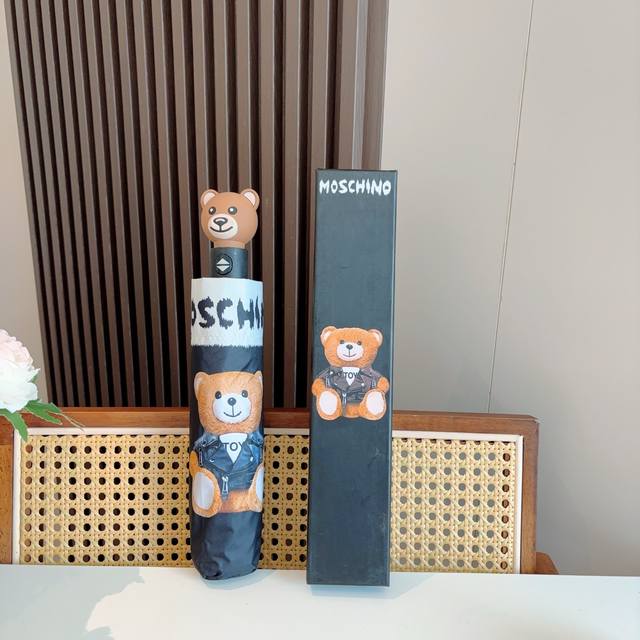 Moschino Moschino Bear Head Handle Tri-Folding Automatic Umbrella is an Italian