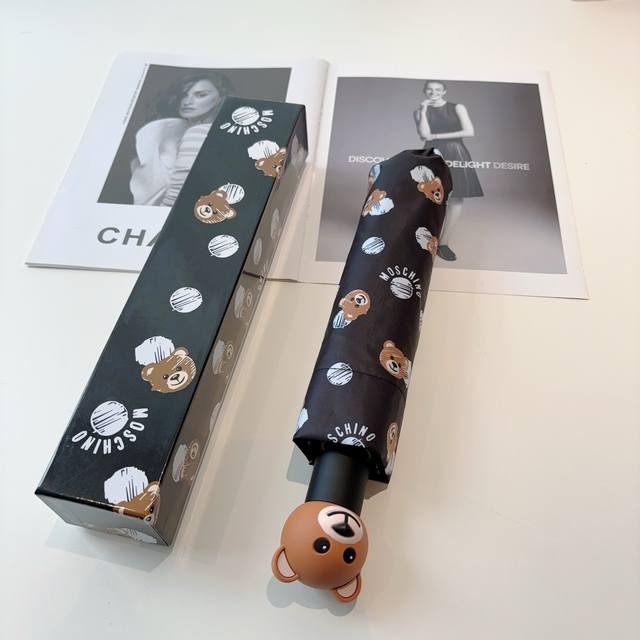 Moschino Moschino Bear Head Handle Tri-Folding Automatic Umbrella is an Italian