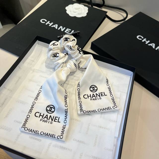Chanel new hairband