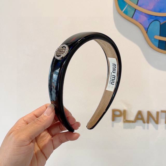 with packaging Miumiu new patent leather custom headband, metal letter headband