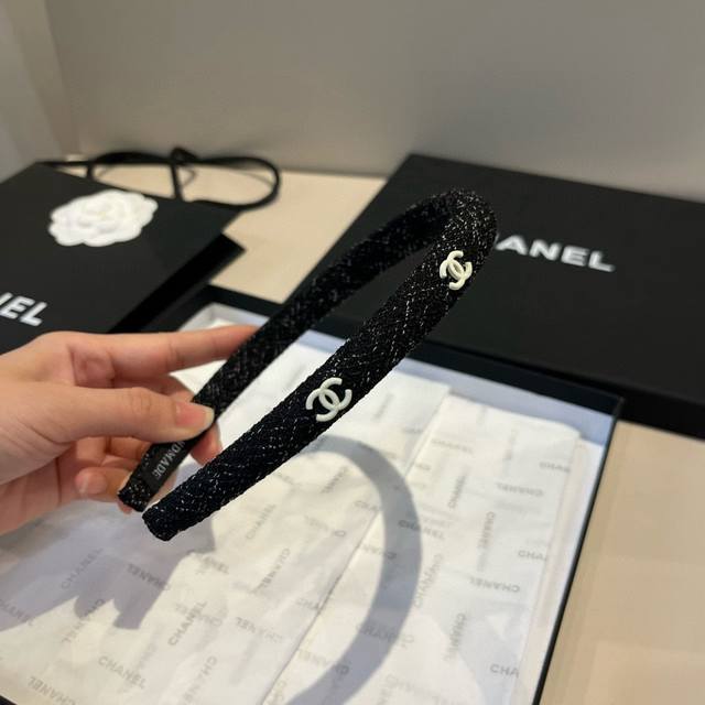 Chanel Chanel headband classic small headband