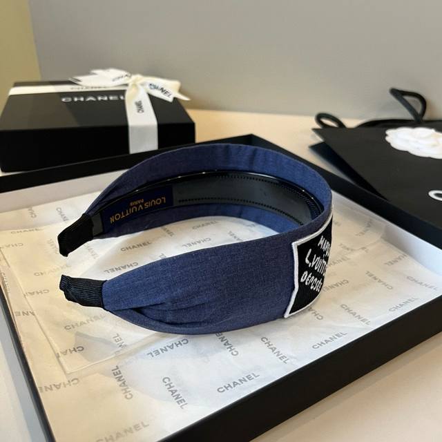 Lv Louis Vuitton new headband