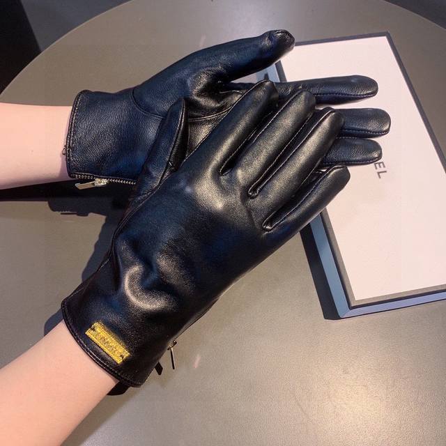 2025 new exclusive touch screen gloves, Chanel original quality official website
