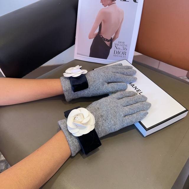Chanel women's gloves, fashionable gloves, classic and simple, super comfortabl