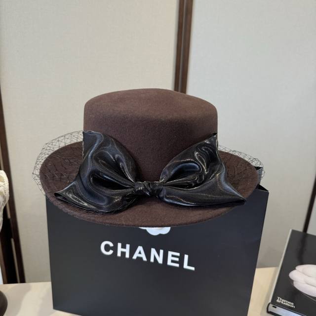 Chanel wool flat top, mesh hat, 100% wool fabric% head circumference 57cm