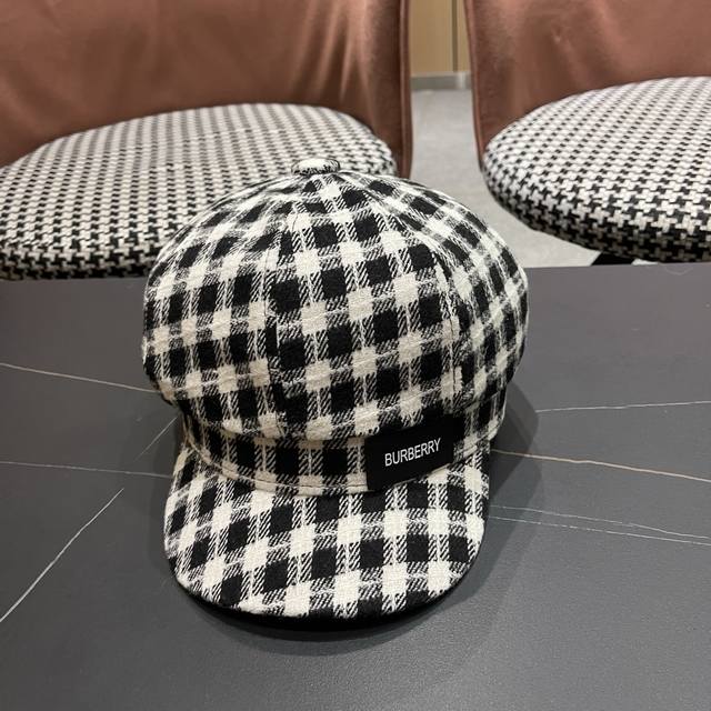Burberry 2025 Autumn and Winter Plaid Octagonal Hat Shows Face Small Beret Stud