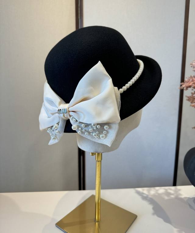 Miumiu new basin hat, 100% wool fabric, head circumference 57cm