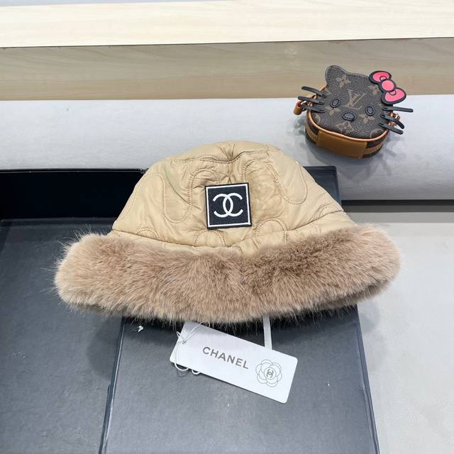 Chanel new autumn and winter women's Northeast cotton hat windproof warm ear pro
