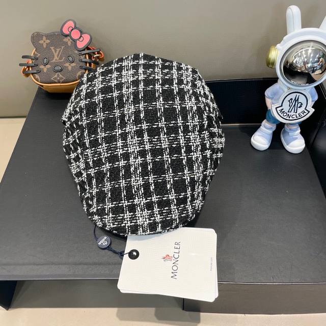 Moncler autumn and winter plaid cap Japanese style all-match retro forward cap b