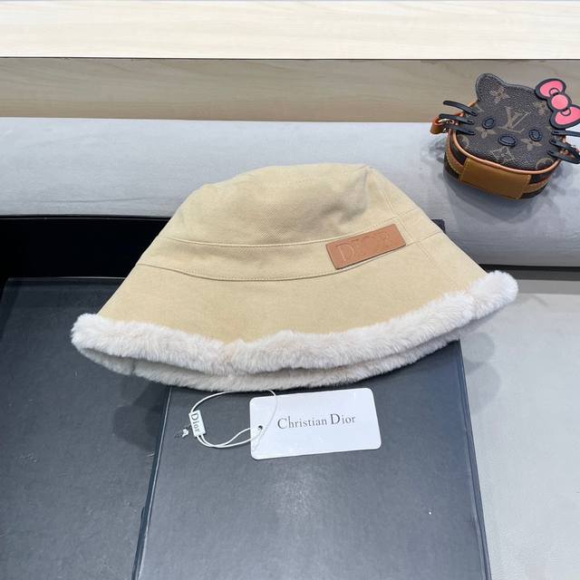 Dior new autumn and winter new bucket hat, Ab airport look, quality purchasing v