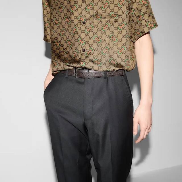 A variety of essential accessories make a stunning appearance in the Gucci Pre-F