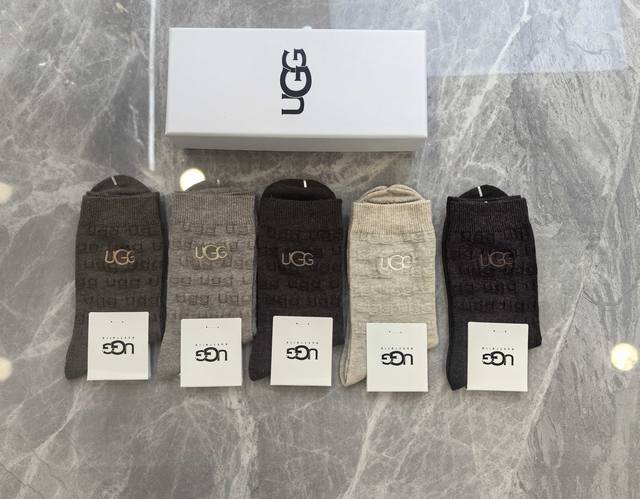 Special packaging Ugg new cashmere embroidered mid-length stacked socks! Five p