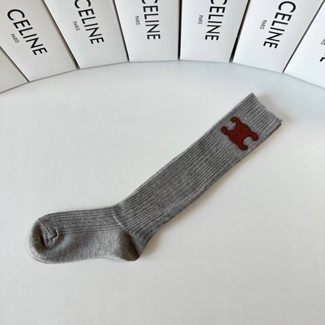 Special packaging Celine Celine's hot-selling new double-needle cashmere socks,