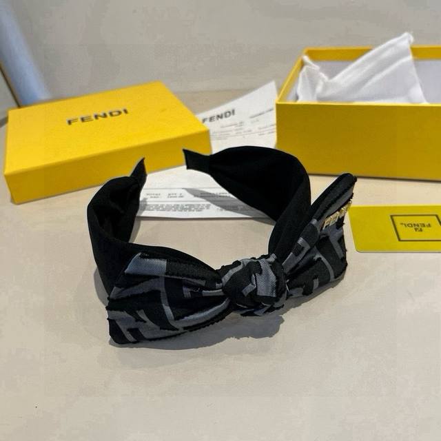 Fendi Fendi new hairband