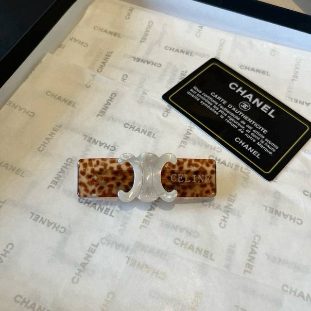 Celine Celine new hairpin