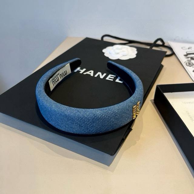 Miumiu Miu Miu denim headband, a must-have for high-end custom celebrities