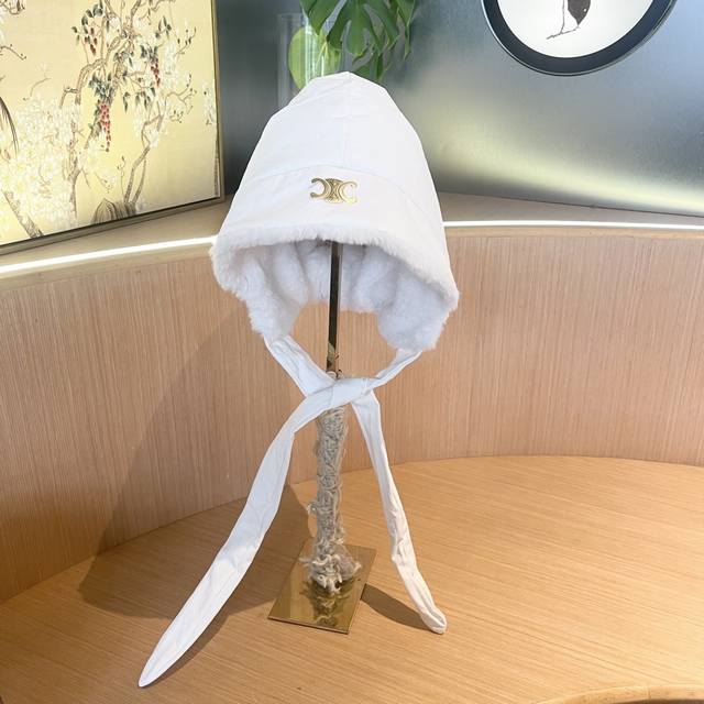 Celine Celine new autumn and winter irregular warm ear protection bucket hat,