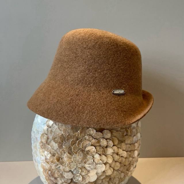 Celine's new hand-grab bucket hat, head circumference 57cm