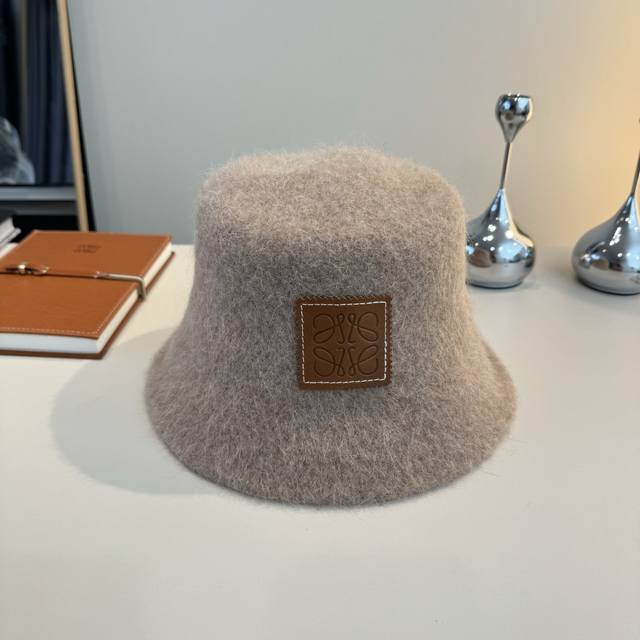 Loewe's new hand-grab bucket hat, head circumference 57cm