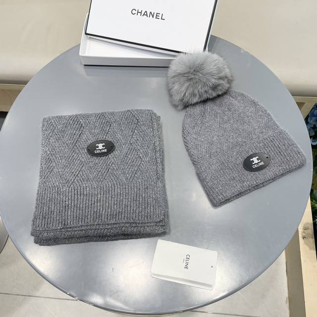 Celine. A classic wool hat set! Hat and scarf! Super warm and comfortable! A per