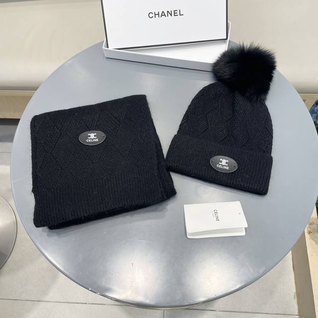 Celine. A classic wool hat set! Hat and scarf! Super warm and comfortable! A per