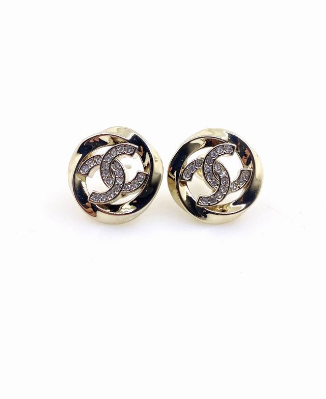 Ch*Nel latest round Cc earrings consistent Zp brass material