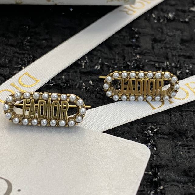 Code E1308 Dijia's new earrings are hot-selling and newly released at the count